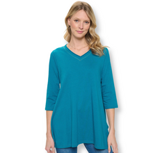  Relaxed 3/4 Sleeve A-line Tunic
