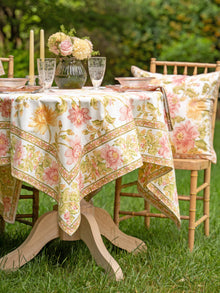 Rosehip Tablecloth