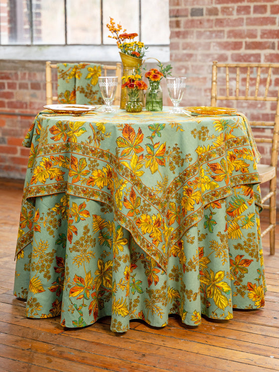 Adirondack Round Cloth