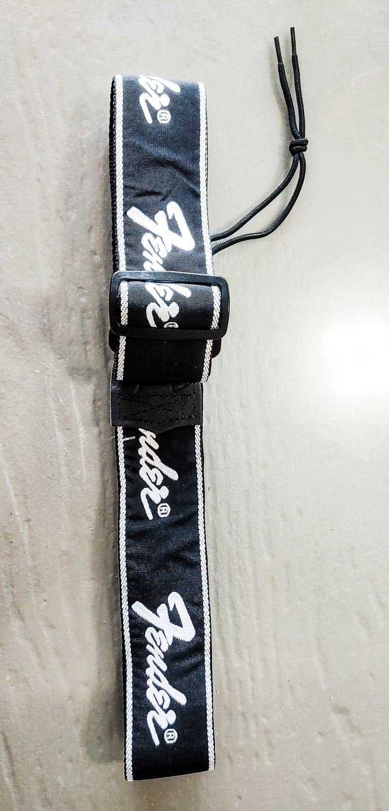 Guitar Accessory Fender Running Logo Strap