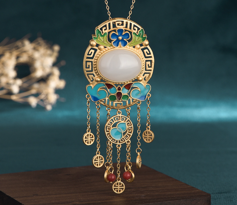 The Dreamy Charms Necklace