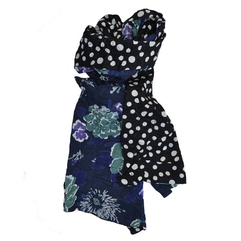 Chan Chan Scarf Dots