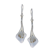 Elegant Silver Lily Drop Earrings