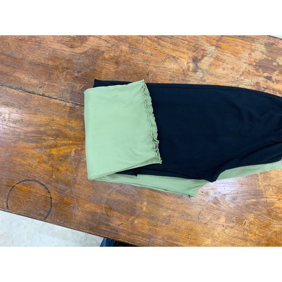 Relaxed Lettuce Edge Crop Pant