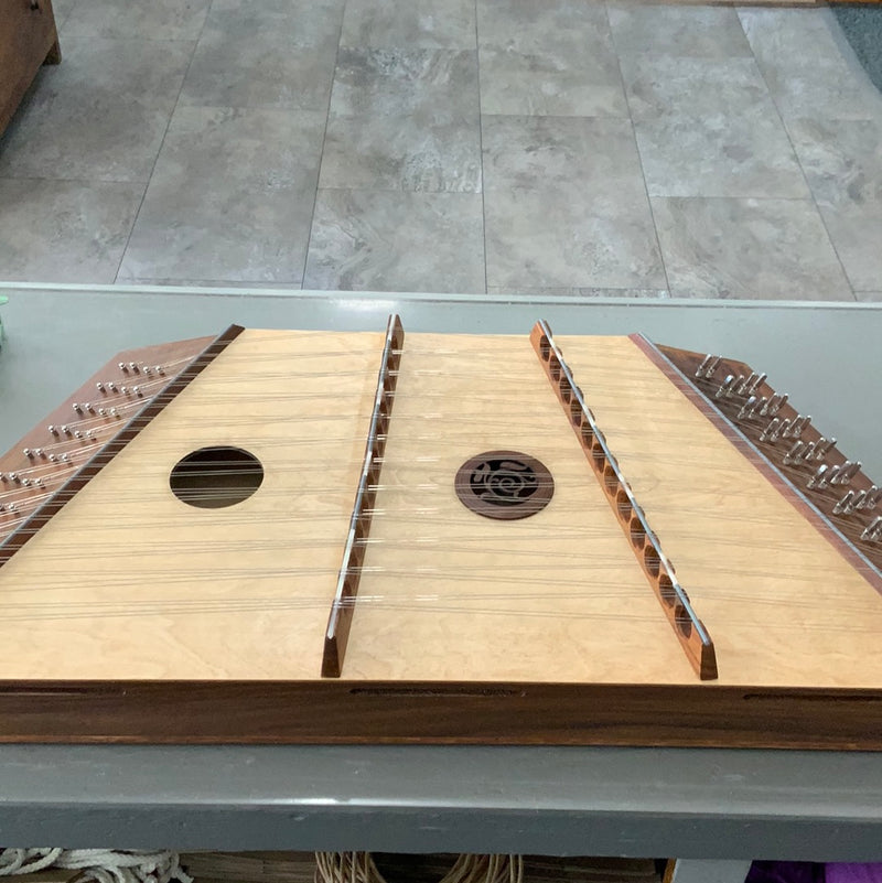 Dulcimer Hammered 12/11